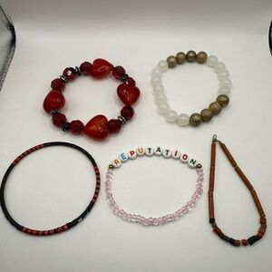 Taylor Swift Reputation Bracelet & Heart lot of (5) 3 stretch and 2 regular